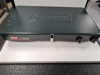 COLEMAN 2 BURNER PROPANE STOVE